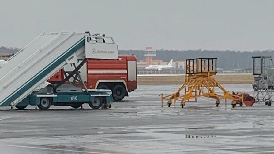SSJ-100 «ИрАэро» в аэропорту «Домодедово», 16 января 2020 год