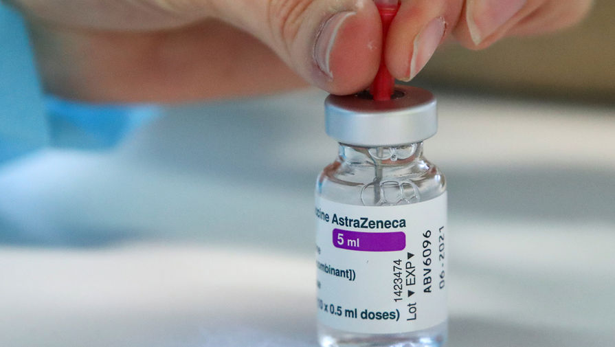 FT: ученые связали вакцины Pfizer и AstraZeneca с редкими неврологическими осложнениями