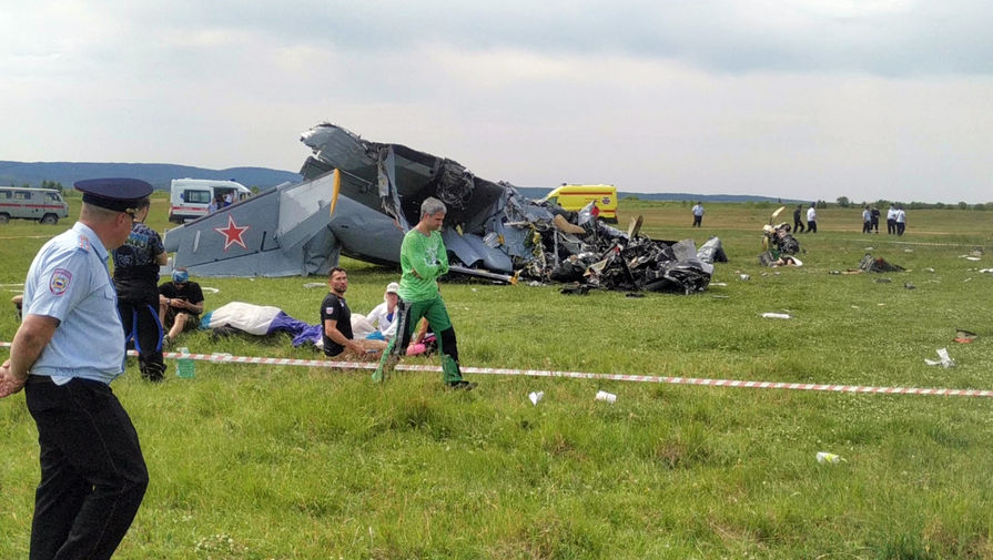 В Кемеровской области уточнили число погибших в результате падения самолета L-410