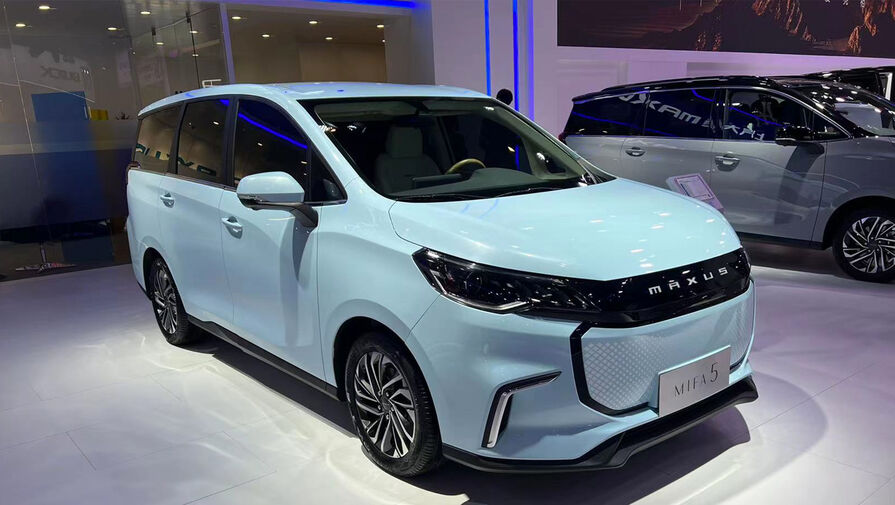 Maxus представил в Китае минивэн со спальным местом