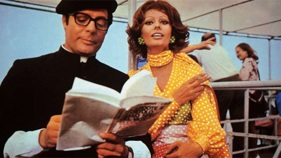Софи Лорен в сцене из фильма «Жена священника», 1970 год