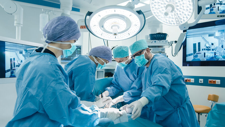 В Челябинске врачи провели операцию беременной женщине с миомой и врастанием плаценты