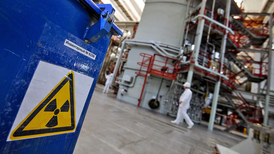 Центральный зал энергоблока №4 с реактором БН-800 на Белоярской атомной электростанции имени И.В. Курчатова. Энергоблок БН-800 БАЭС полностью перейдет на топливо из урана и плутония к 2019 году. 