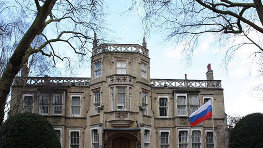 Россия назвала клеветой слова британских журналистов о шпионаже посольства