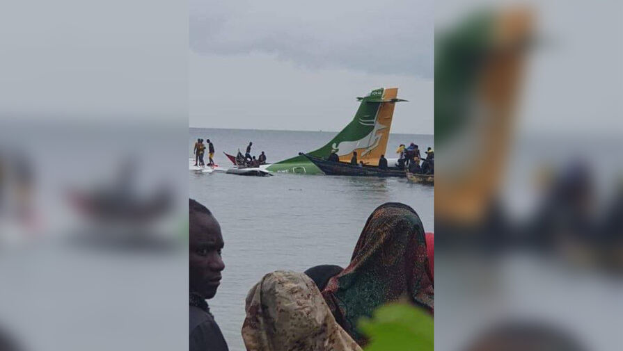 Cамолет с 49 пассажирами упал в озеро Виктория в Танзании