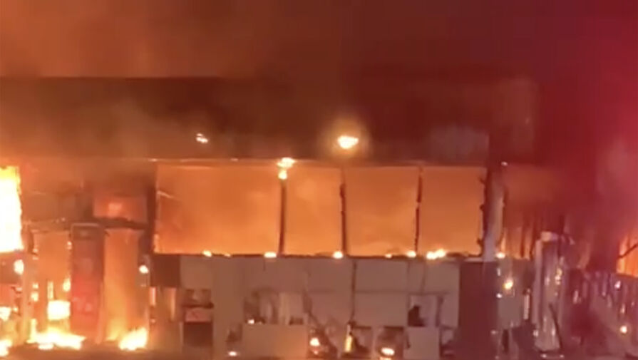 В торговом комплексе в Ставрополье ликвидировали открытое горение