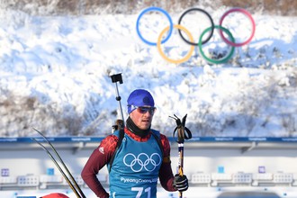 Российский биатлонист Антон Бабиков на тренировке перед Олимпийскими играми в Пхенчхане