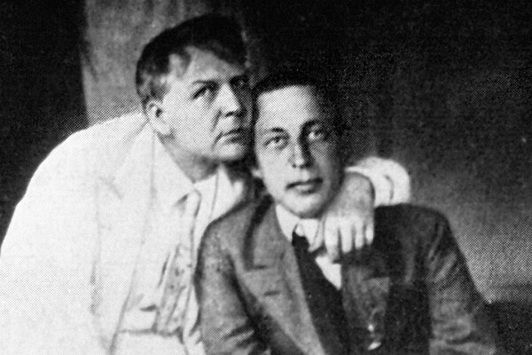Сергей Рахманинов (справа) и Федор Шаляпин (слева), 1916 год 