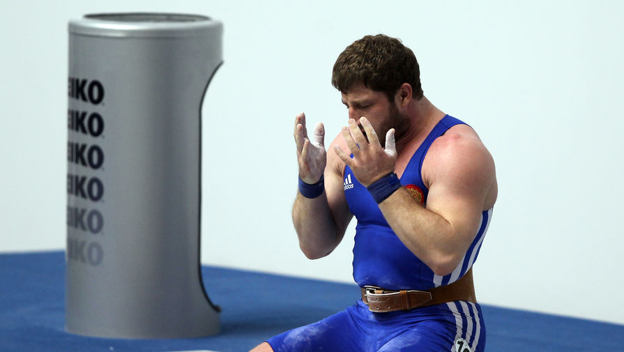 Тяжелоатлет Аккаев дисквалифицирован на восемь лет за допинг