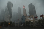 Деловой центр «Москва» во время грозы, 20 июня 2024 года
