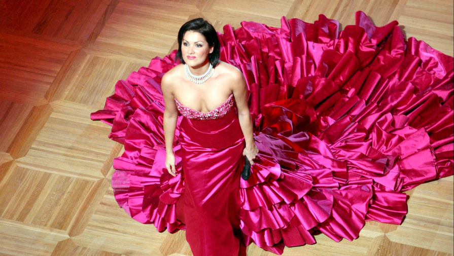 Оперная певица Анна Нетребко впервые выступила на европейской сцене после скандала
