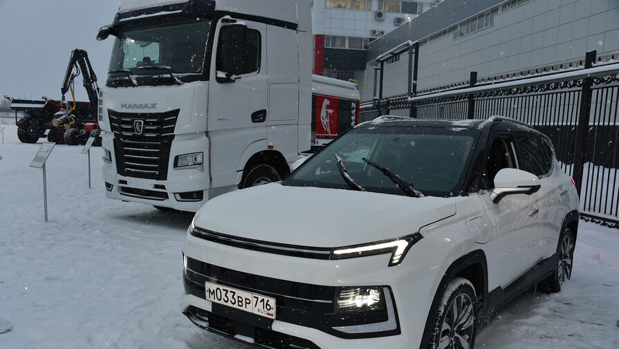 Москвич предложил ввести единые льготы для электромобилей по всей России