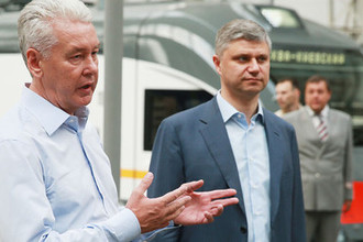 Мэр Москвы Сергей Собянин и президент, председатель правления ОАО «Российские железные дороги» Олег Белозеров