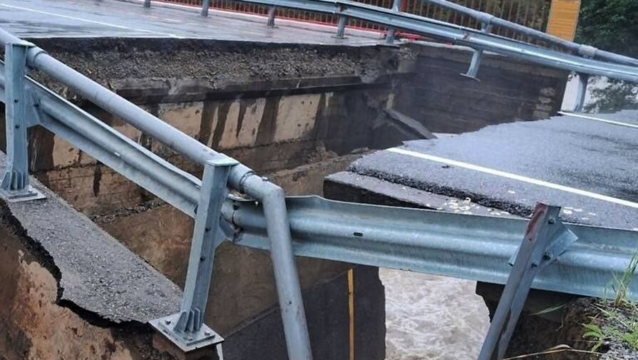 В Бурятии возбудили уголовное дело после обрушения моста