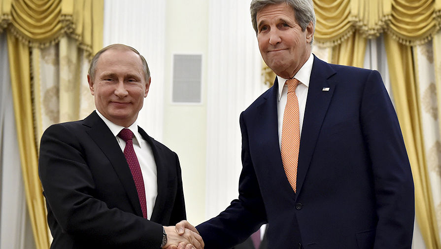 Российский президент Владимир Путин и госсекретарь США Джон Керри