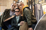 Валентин Юдашкин с моделями перед показом своей новой коллекции весна-лето 2019 года на Неделе моды в Париже, 2018 год