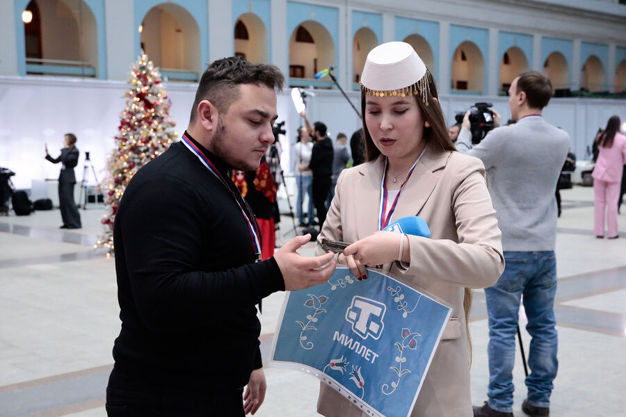 Журналисты перед&nbsp;началом специальной программы &laquo;Итоги года с&nbsp;Владимиром Путиным&raquo; в&nbsp;Гостином Дворе, 19&nbsp;декабря 2024&nbsp;года