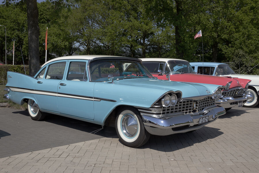 Plymouth Belvedere