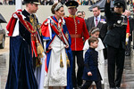 Принц и принцесса Уэльские Уильям и Кэтрин с детьми на церемонии коронации в Вестминстерском аббатстве, Лондон, 6 мая 2023 года
