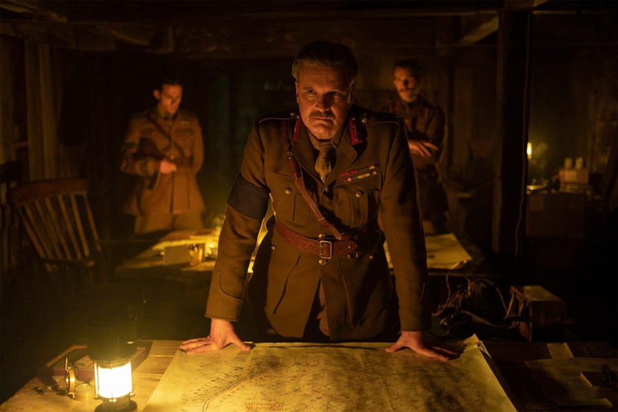 <b>&laquo;1917&raquo; (2019)</b>
<br><br>
Уникальная в&nbsp;визуальном плане военная драма о&nbsp;Первой мировой, снятая как бы одним кадром.