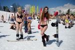 Участница высокогорного карнавала BoogelWoogel на гонолыжном курорте «Роза Хутор» в Сочи