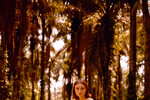 Одри Хепберн в пальмовой роще, 1955 год