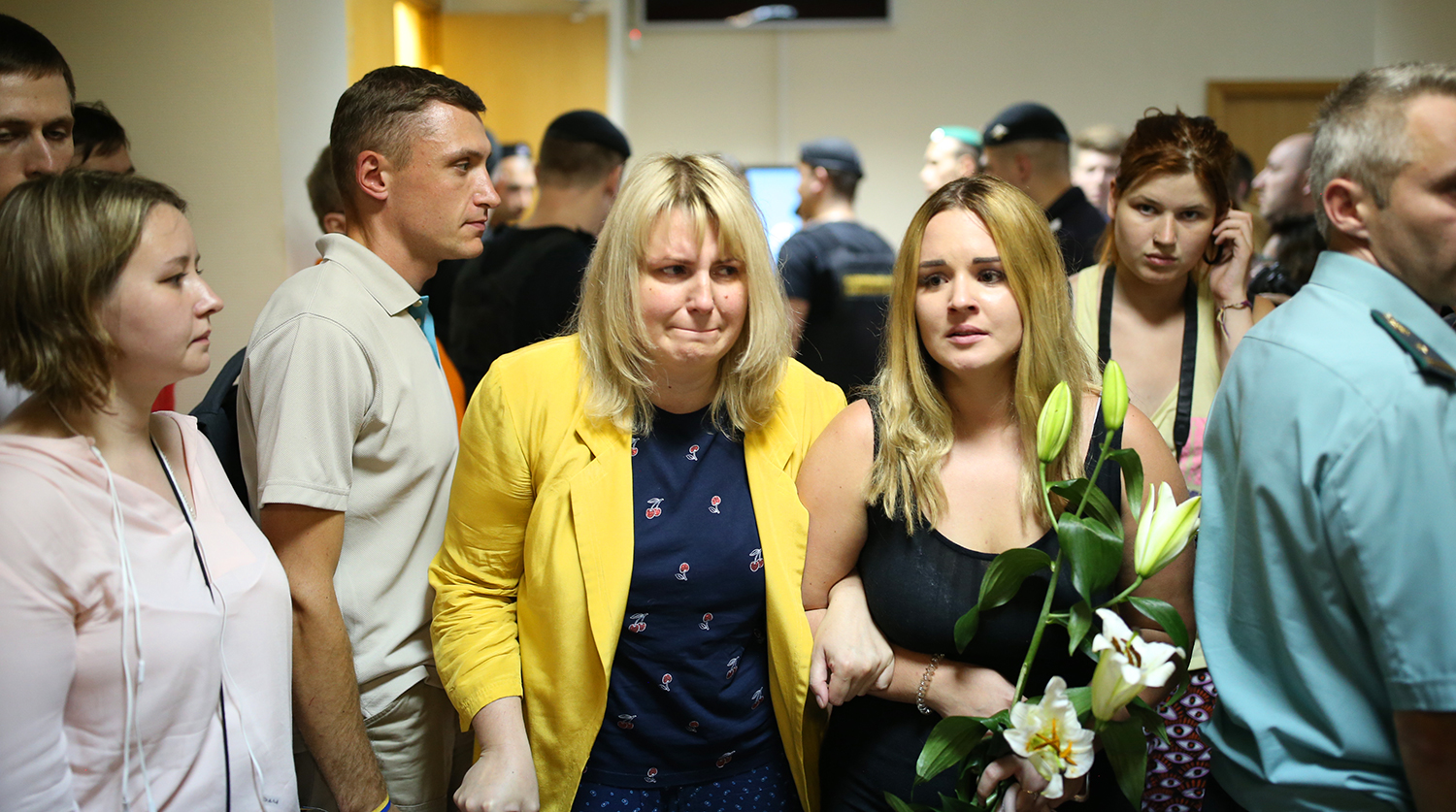 Мама Анны Павликовой (слева на первом плане) в Дорогомиловском суде Москвы, 9 августа 2018 года