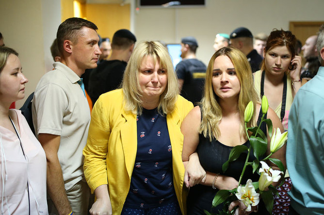 Мама Анны Павликовой (слева на первом плане) в Дорогомиловском суде Москвы, 9 августа 2018 года