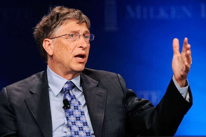 Билл Гейтс выступил с резкой критикой Apple