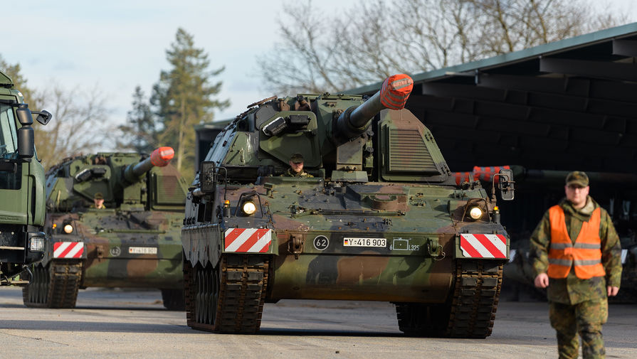 Литва решила не передавать Украине самоходные гаубицы Panzerhaubitze 2000