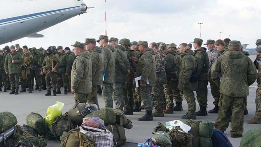 В Калининграде 150 мобилизованных отправили на полигоны Западного военного округа