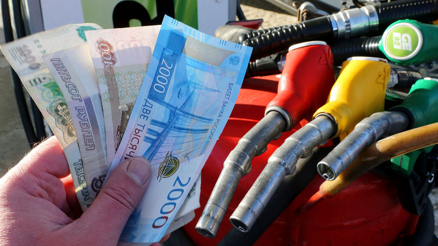 Бензин и дизель в России снова начали дорожать