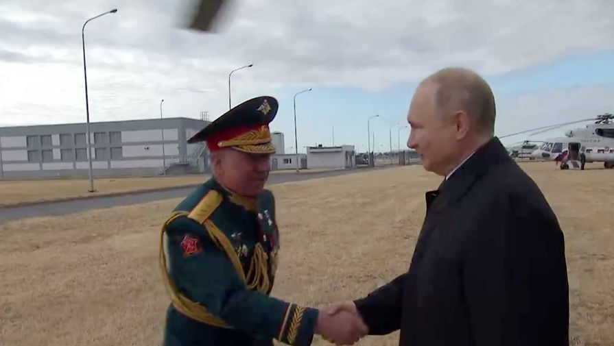 Путин прибыл в Кронштадт на Главный военно-морской парад