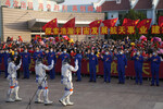 Китайские астронавты миссии «Шэньчжоу-16» во время церемонии отправки пилотируемого космического корабля с космодрома Цзюцюань в провинции Ганьсу, 30 мая 2023 года
