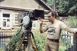 Автор сценария и режиссер Глеб Панфилов на съемках фильма «Валентина», 1982 год