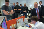 Владимир Путин во время посещения московского офиса компании «Яндекс», 21 сентября 2017 года
