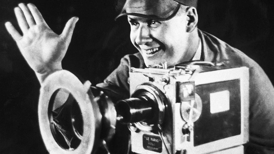 Сергей Эйзенштейн на&nbsp;съемках фильма &laquo;Старое и новое&raquo;, 1926 год