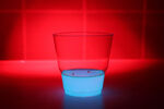 Химический эксперимент по созданию светящейся жидкости (номинация «Наука вокруг нас»)