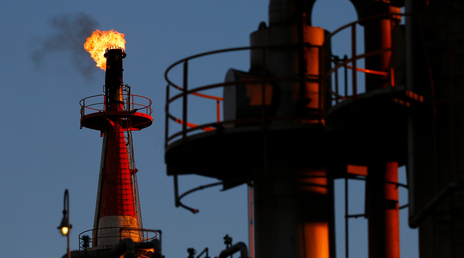 Добыча нефти выросла в мае в России