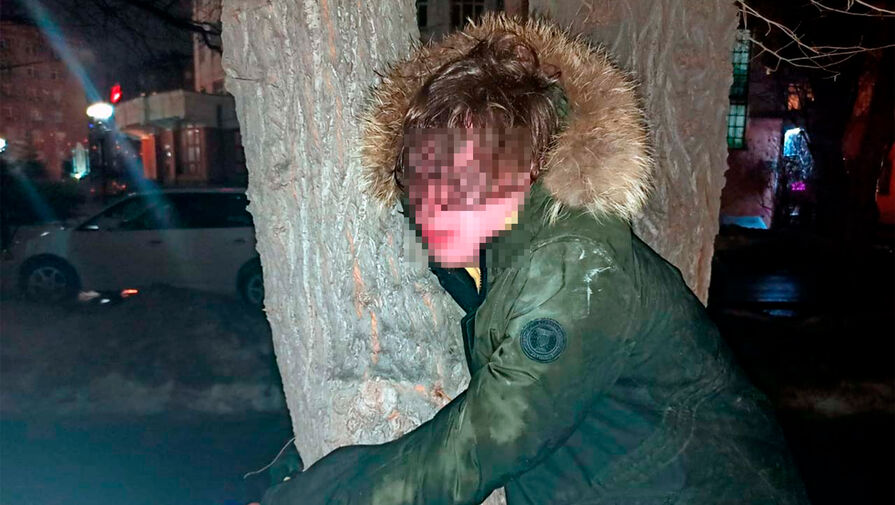 Россиянина приковали к дереву за нападение на подростков-спортсменов из Ангарска