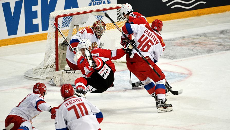 Российский защитник Любушкин подписал контракт с клубом НХЛ