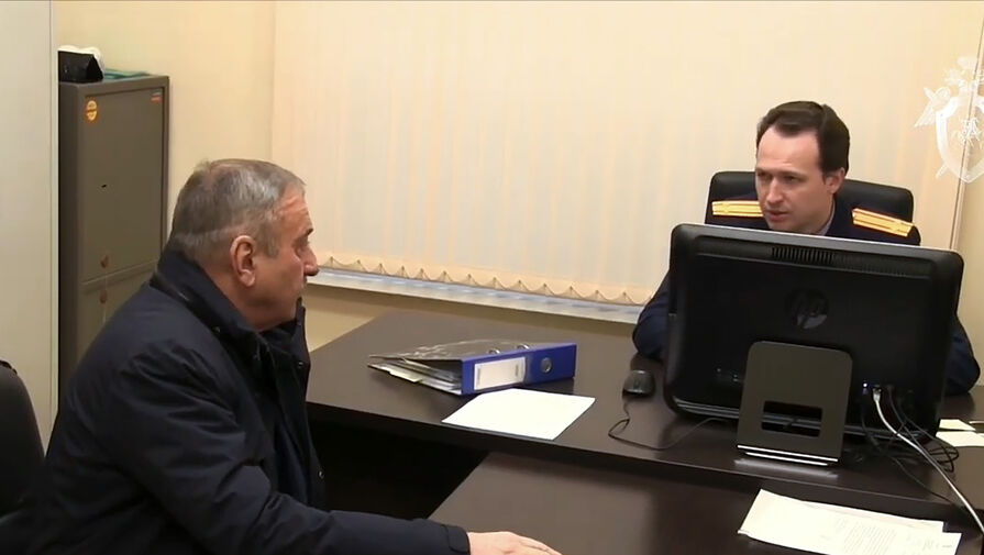 Суд приговорил экс-главу Кирова Владимира Быкова к 9 годам колонии за получение взяток