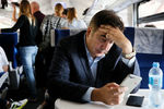 Экс-президент Грузии, бывший губернатор Одесской области Михаил Саакашвили в вагоне поезда на железнодорожном вокзале в польском Пшемышле