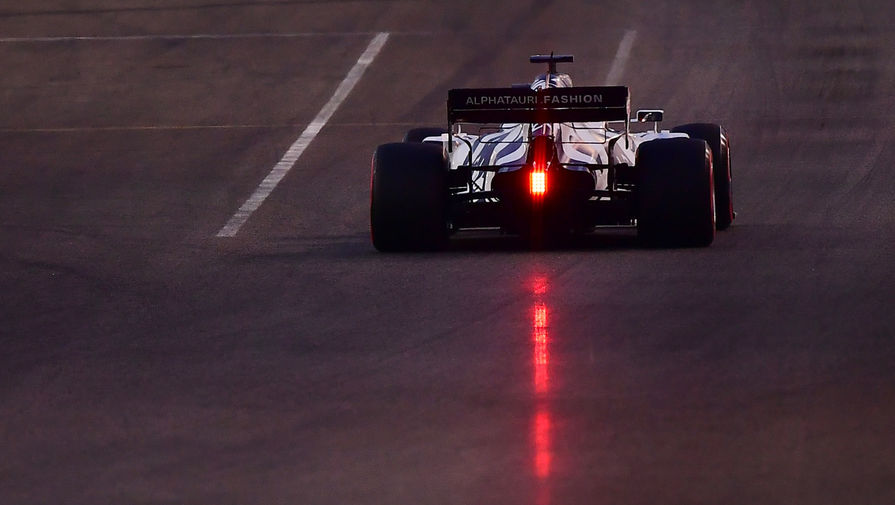 Ферстаппен выиграл Гран-при Абу-Даби, Квят 11-й