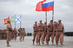 Военнослужащие во время репетиции парада, посвященного 71-й годовщине Победы в Великой Отечественной войне, на авиабазе Хмеймим