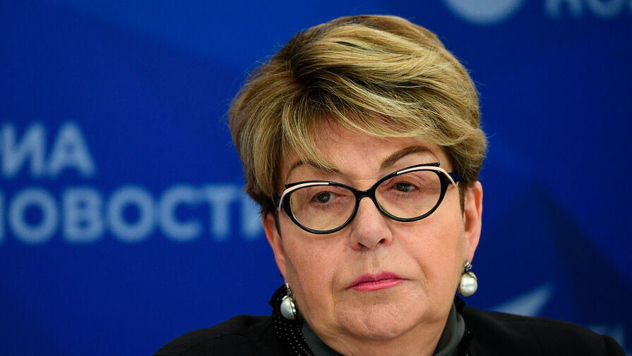 Посол России в Болгарии Митрофанова сообщила о блокировке своего авто протестующими в Софии