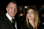 Со вторым мужем, режиссером Гаем Ричи Мадонна прожила восемь лет (2000-2008). В браке родился сын Рокко (2000). И в 2006 году пара усыновила мальчика Дэвида (2005) 