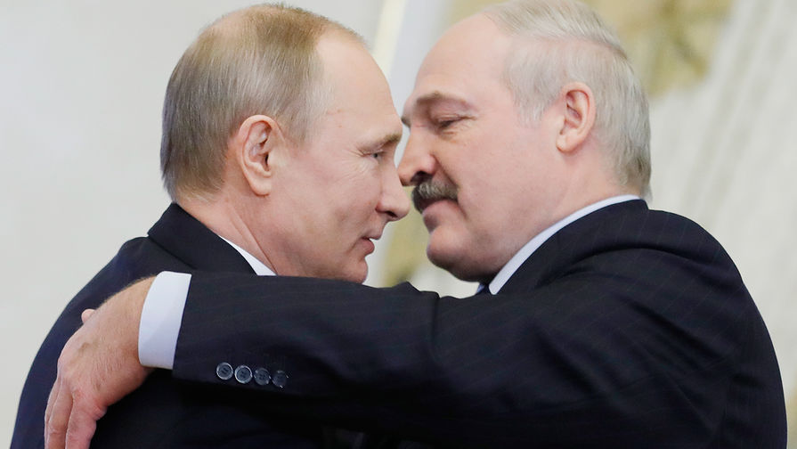 Президент России Владимир Путин и президент Белоруссии Александр Лукашенко во время встречи в...