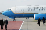 Самолет госсекретаря США Рекса Тиллерсона после прибытия в аэропорт Внуково, 11 апреля 2017 года