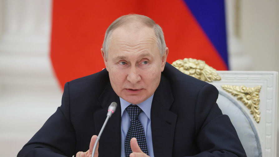 Путин поручил ускорить реализацию программы модернизации первичного звена здравоохранения